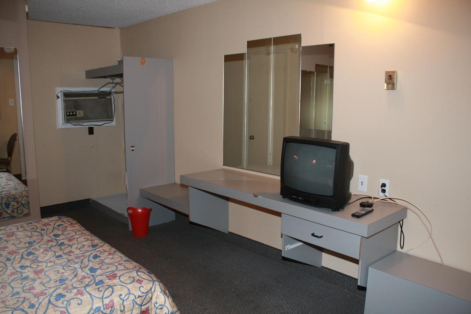 Grand Motel Saint-Hubert Longueuil Quarto foto